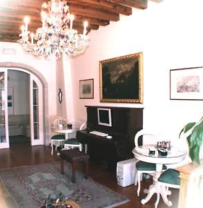 Ovidius Hotel