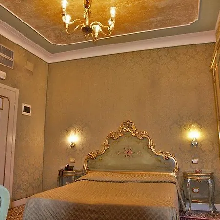 Ovidius 3* Venezia