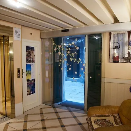Ovidius 3* Venezia